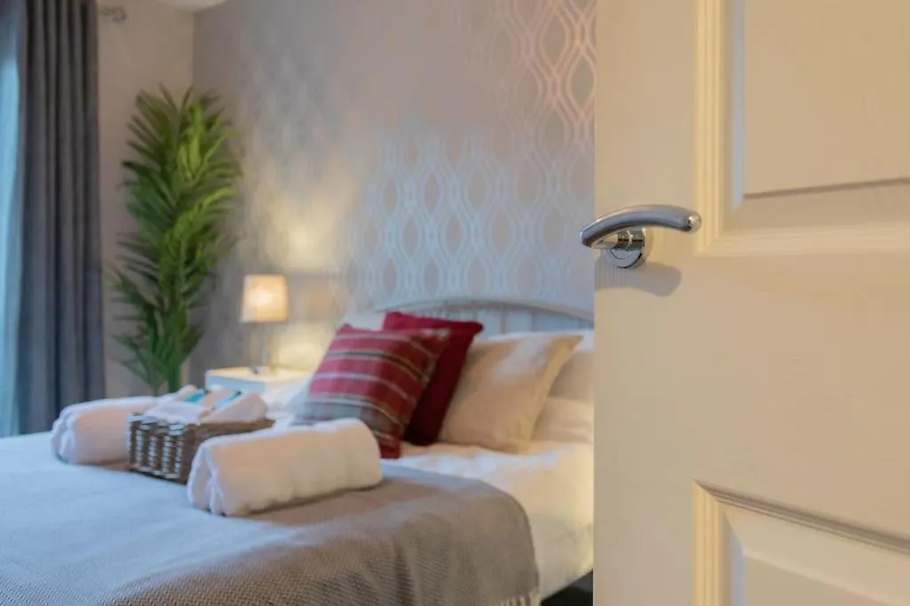 Beautiful Apartment In The Heart Of Belfast!! 0*, Belfast